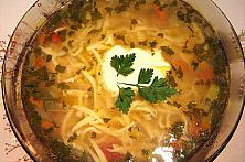 Ciorba de pui cu taiţei de casa